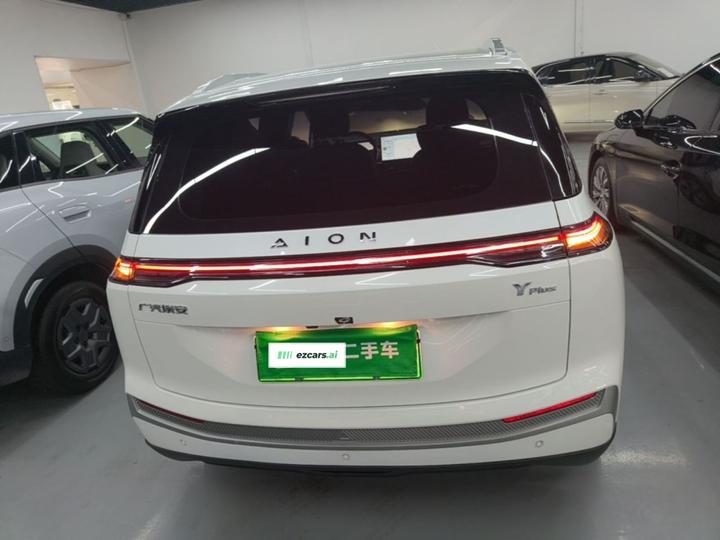 AION Y 2023 Plus 610 photo 5