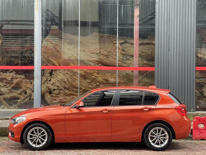 1 Series Imported 2016 118i Leading photo 4