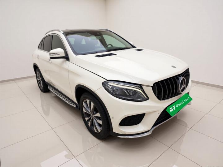 GLE Coupe 2018 GLE 400 4MATIC Coupe SUV photo 3