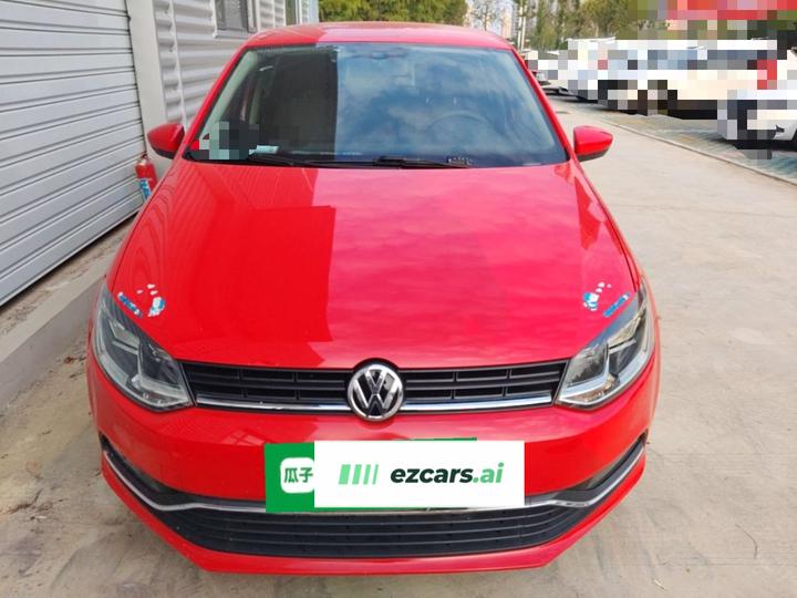 Polo 2014 1.6L AT Comfort photo 2