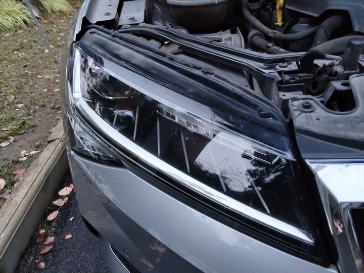Superb 2019 Facelift TSI330 DSG Luxury photo 7