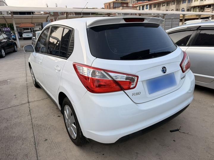 R50 2014 1.6L AT photo 4