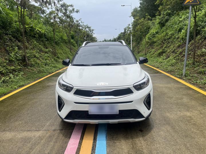 Stonic 2021 1.4L CVT photo 2