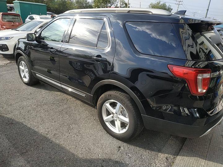 Explorer Imported 2017 2.3T photo 3