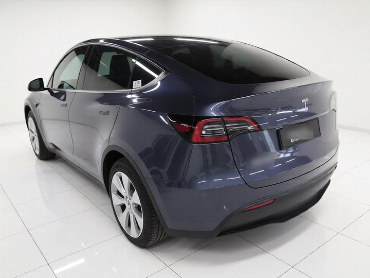 Model Y 2022 Facelift RWD photo 4