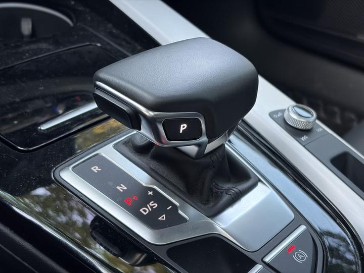 A5 2024 Sportback 40 TFSI quattro Luxury Dynamic photo 5
