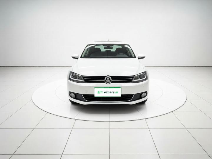 Sagitar 2014 Facelift 1.4TSI AT Luxury photo 2