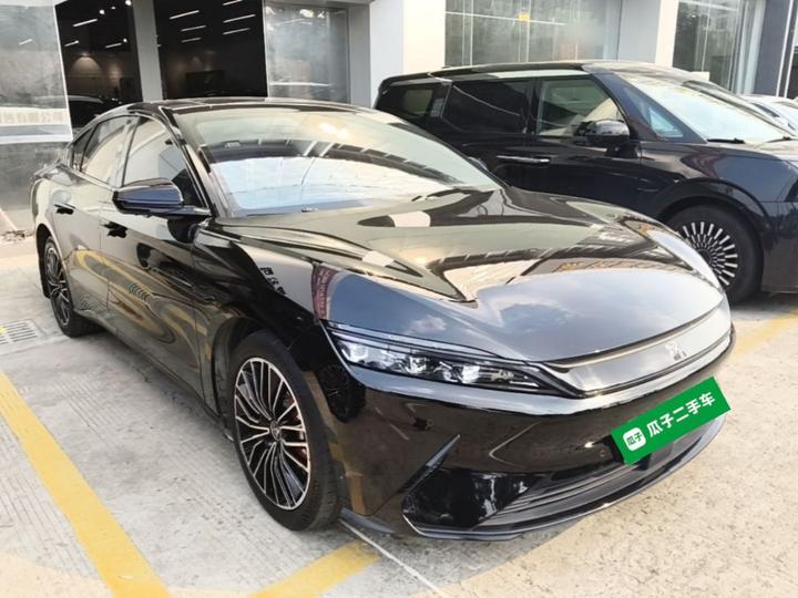 Han 2021 EV Standard Range Luxury photo 3