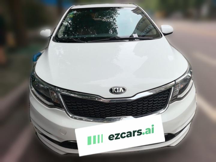 K2 2015 Hatchback 1.4L AT GLS photo 2