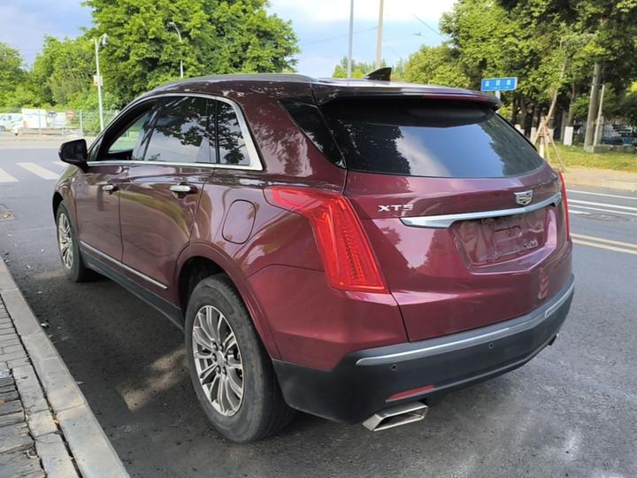 XT5 2016 25T Luxury photo 4