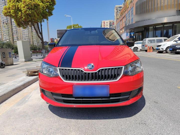 Fabia 2017 1.4L AT photo 2