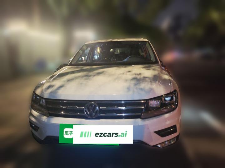 Tiguan L 2017 330TSI AT RWD Luxury photo 2