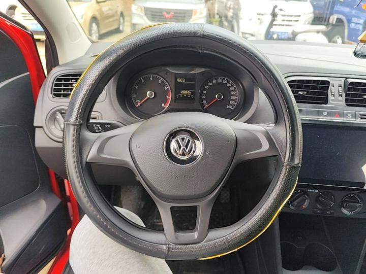 Polo 2018 1.5L MT photo 6