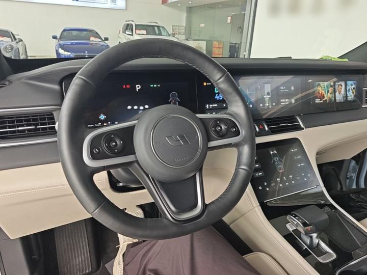 Li Auto ONE 2020 EREV 6-Seater photo 5