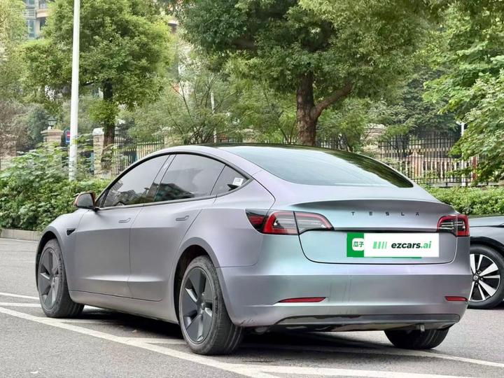 Model 3 2022 RWD photo 4