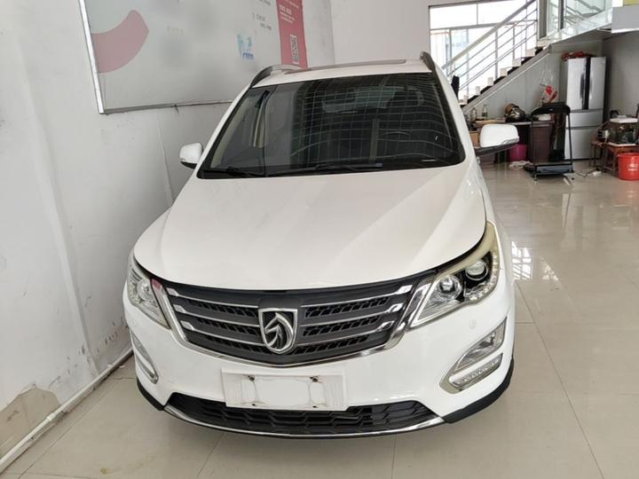 560 2016 1.5T MT Luxury photo 2