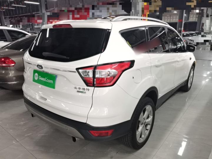 Kuga 2018 EcoBoost 180 RWD photo 4