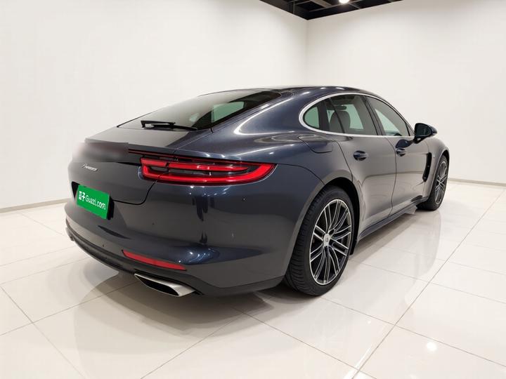 2017 Panamera 3.0T photo 6