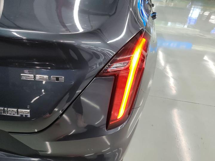 CT4 2021 28T Luxury photo 7