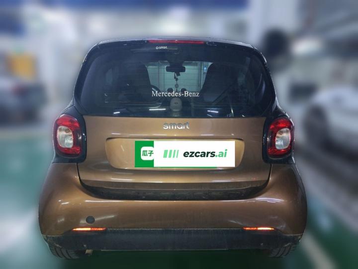 fortwo 2015 1.0L 52 Coupe photo 3