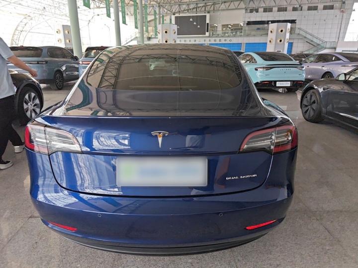 Model 3 Imported 2019 Long Range AWD photo 3