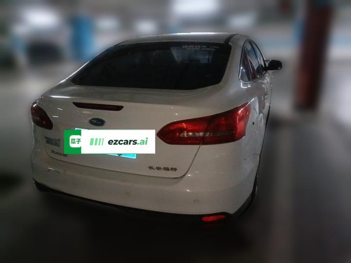 Focus 2017 Sedan 1.6L MT Comfort photo 6
