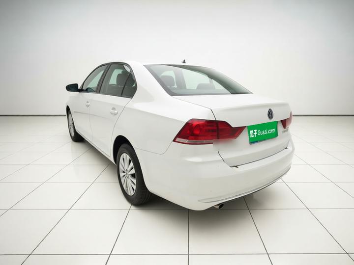 Santana 2021 1.5L AT photo 4