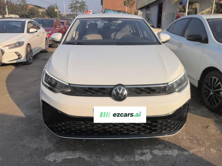 Lavida 2023 1.5L AT photo 2