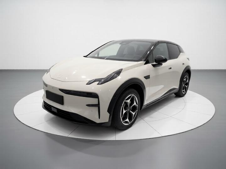 X 2025 5-Seater RWD