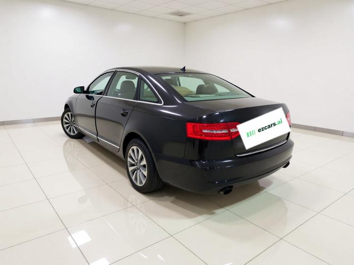 A6L 2011 2.0 TFSI AT Standard photo 4