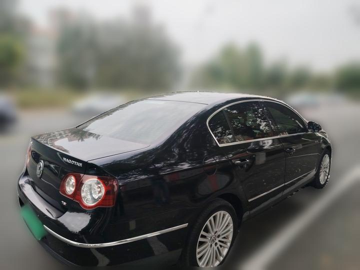 Magotan 2011 2.0TSI DSG Luxury photo 6