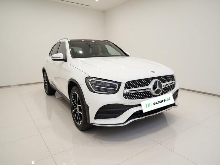 GLC 2021 GLC 260 L 4MATIC Luxury photo 3