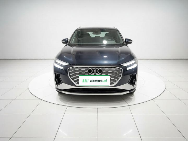 Q4 e-tron 2024 40 e-tron photo 2