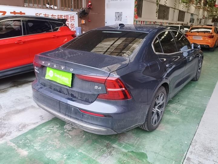 S60 2026 B4 Luxury photo 4