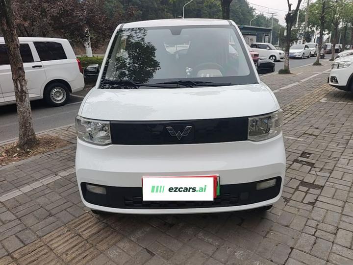 Hongguang MINIEV 2020 NCM photo 2