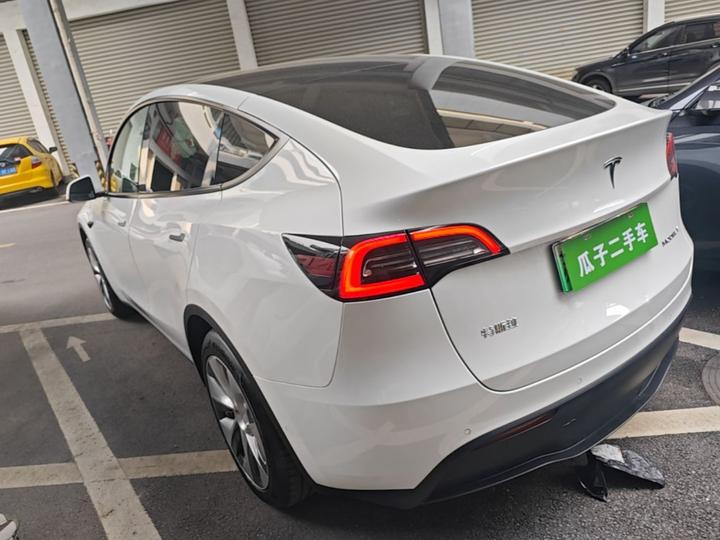 Model Y 2021 Long Range AWD 3D7 photo 4
