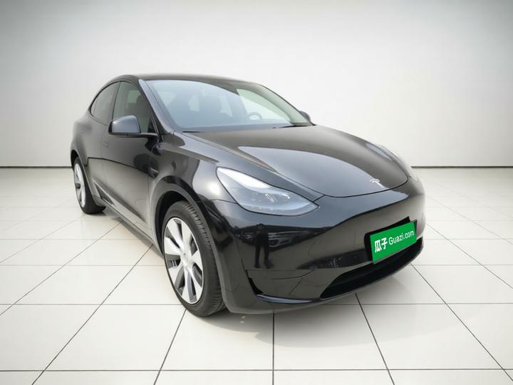 Model Y 2022 Facelift RWD photo 3