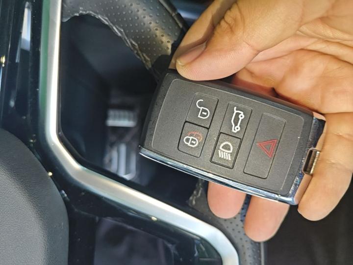 Discovery Sport 2024 Performance Tech photo 8