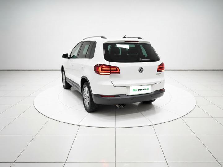 Tiguan 2016 300TSI AT RWD photo 4