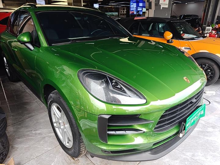 2020 Macan 2.0T photo 3