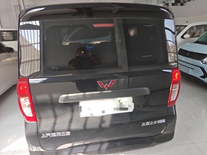 Wuling Zhiguang EV 2025 201km Standard photo 3