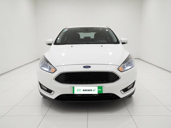 Focus 2018 Hatchback Classic EcoBoost 180 AT Elite photo 2