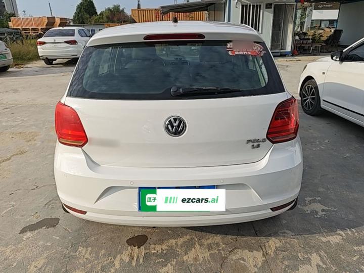 Polo 2014 1.6L AT Comfort photo 5