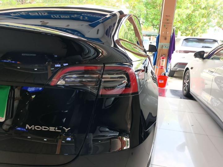 Model Y 2022 Facelift RWD photo 7