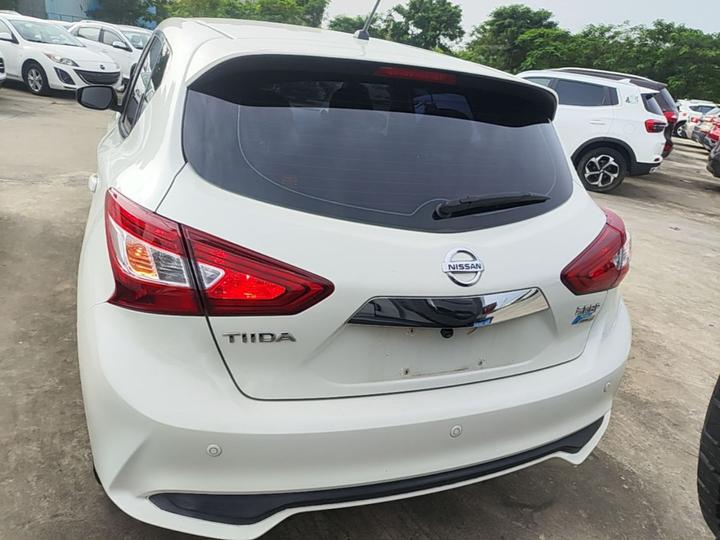 Tiida 2019 1.6L CVT China VI photo 3
