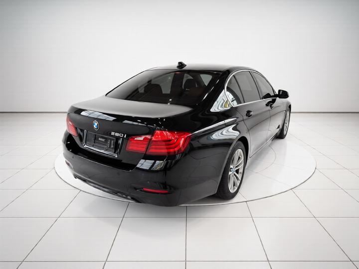 5 Series Imported 2014 520i photo 4