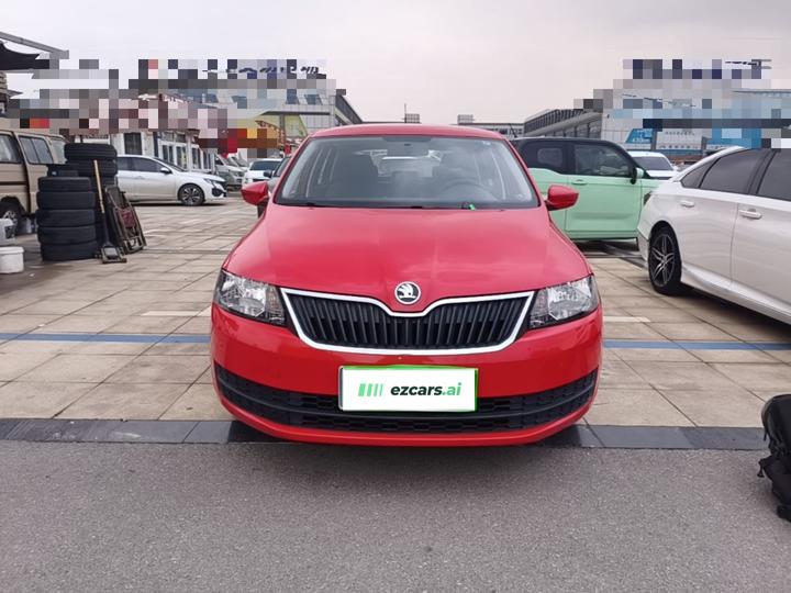 Rapid Spaceback 2016 Facelift 1.6L AT photo 2