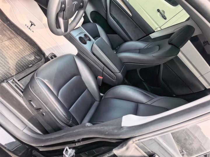 Model Y 2022 Facelift Long Range AWD photo 7