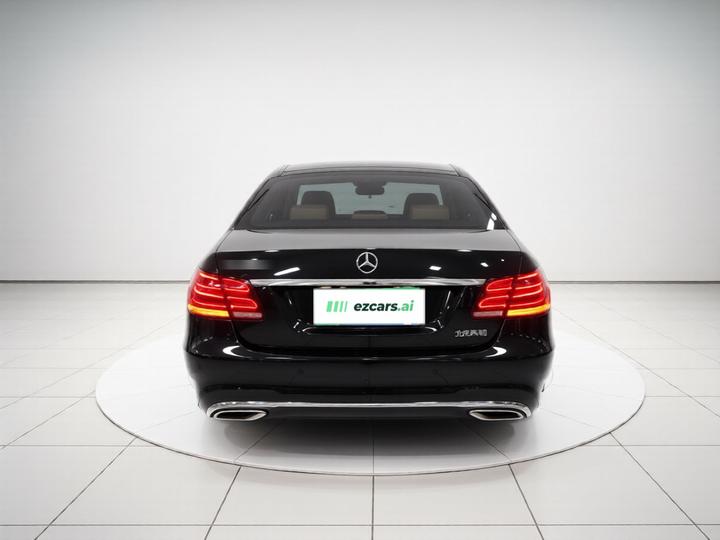 E-Class 2015 Facelift E 200 L Sport photo 5