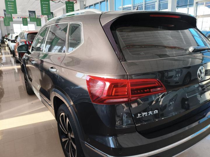 Tharu 2019 330TSI AWD Flagship China VI photo 4